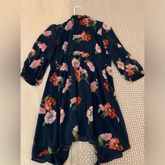 Lulu’s Floral Wrap Dress Size Medium - Picture 2 of 5